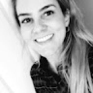 Meet your Posher, Ana